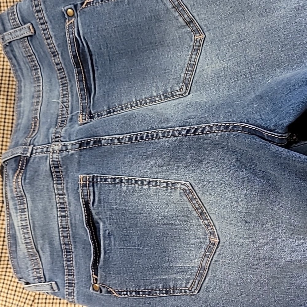 K. Jordan Jeans Raw Hem - Rhinestone Studs - Picture 10 of 14